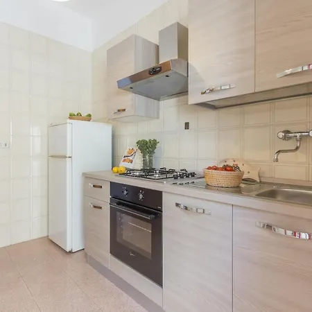 Gaia 24 Apartment Torre Lapillo