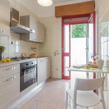 Apartment Gaia 24 Torre Lapillo