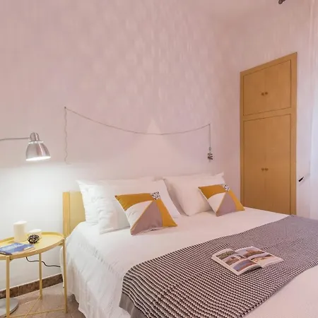 Gaia 24 Apartment